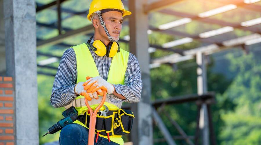 Professional gutter cleaning in Cobb Island, MD